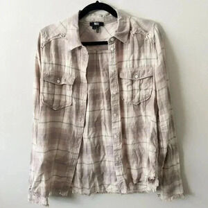 Paige 5/$25 🎀Anthropologie  bohemian pink flannel small